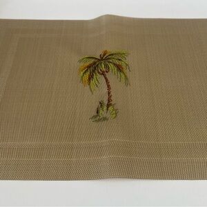 Vinyl Placemats With embellished Palm Trees in Center Rectangular Set of 4
